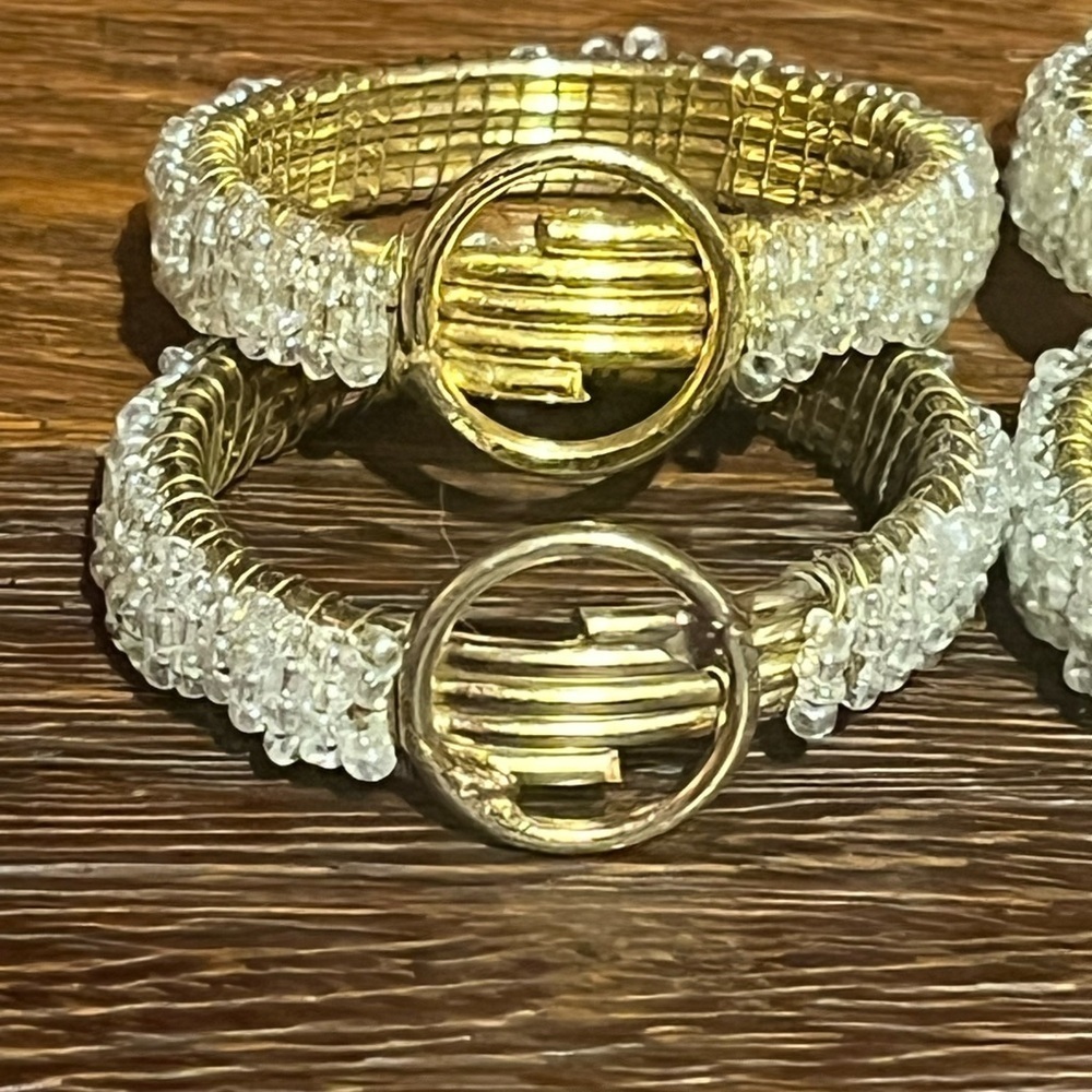 Gorgeous Set Of 4 PIER 1 Vintage Napkin Holder Rings Gold w/Sead Beads - Picture 3 of 10